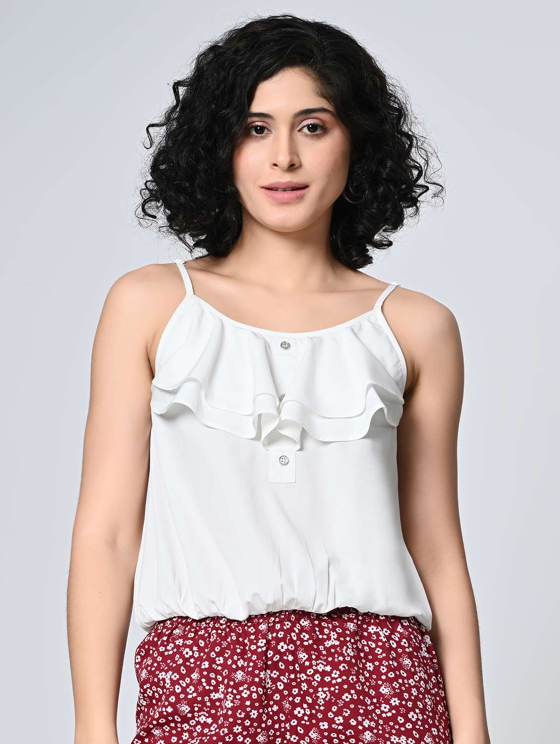 women white crepe regular top