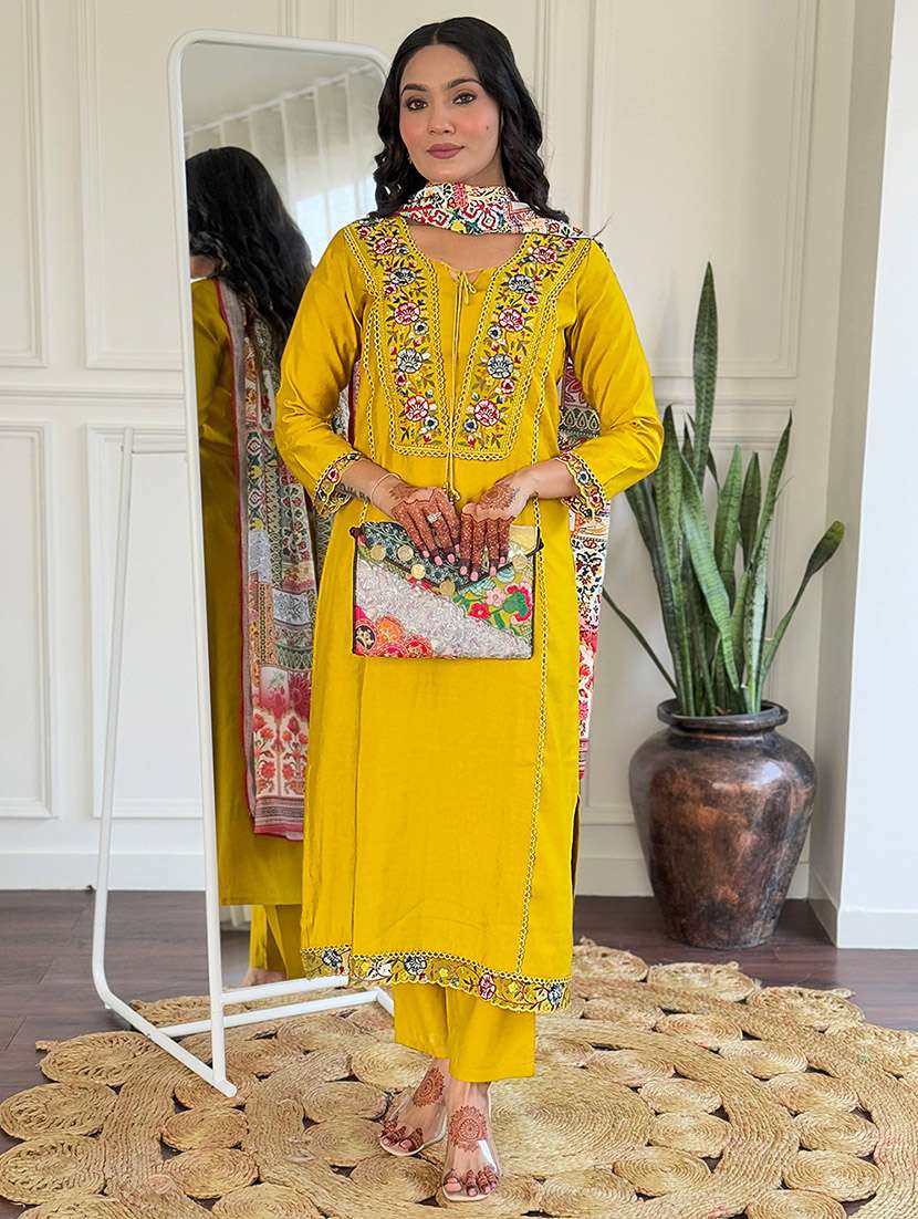 women solid with work three quarter sleeve kurta pant with dupatta set - 22481736 -  Standard Image - 2