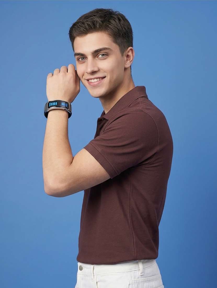 men solid short sleeve regular fit polo t-shirt - 22486149 -  Standard Image - 2