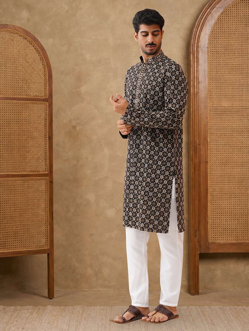 men solid with work mandarin neck kurta pyjama set