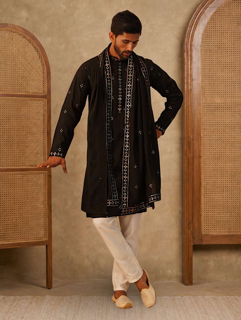 men solid with work mandarin neck kurta pyjama set
