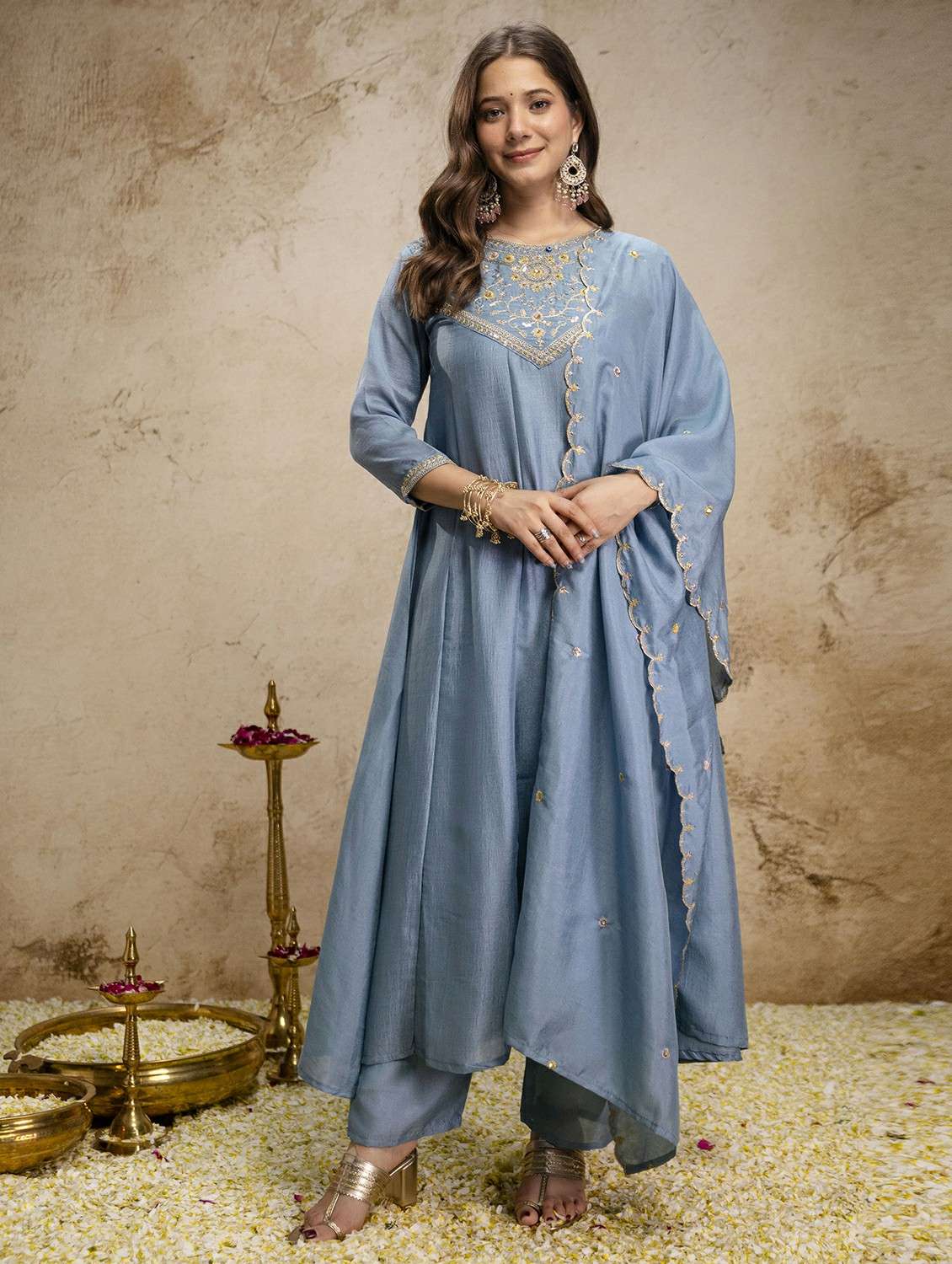 women solid with work three quarter sleeve kurta pant with dupatta set - 22486298 -  Standard Image - 2