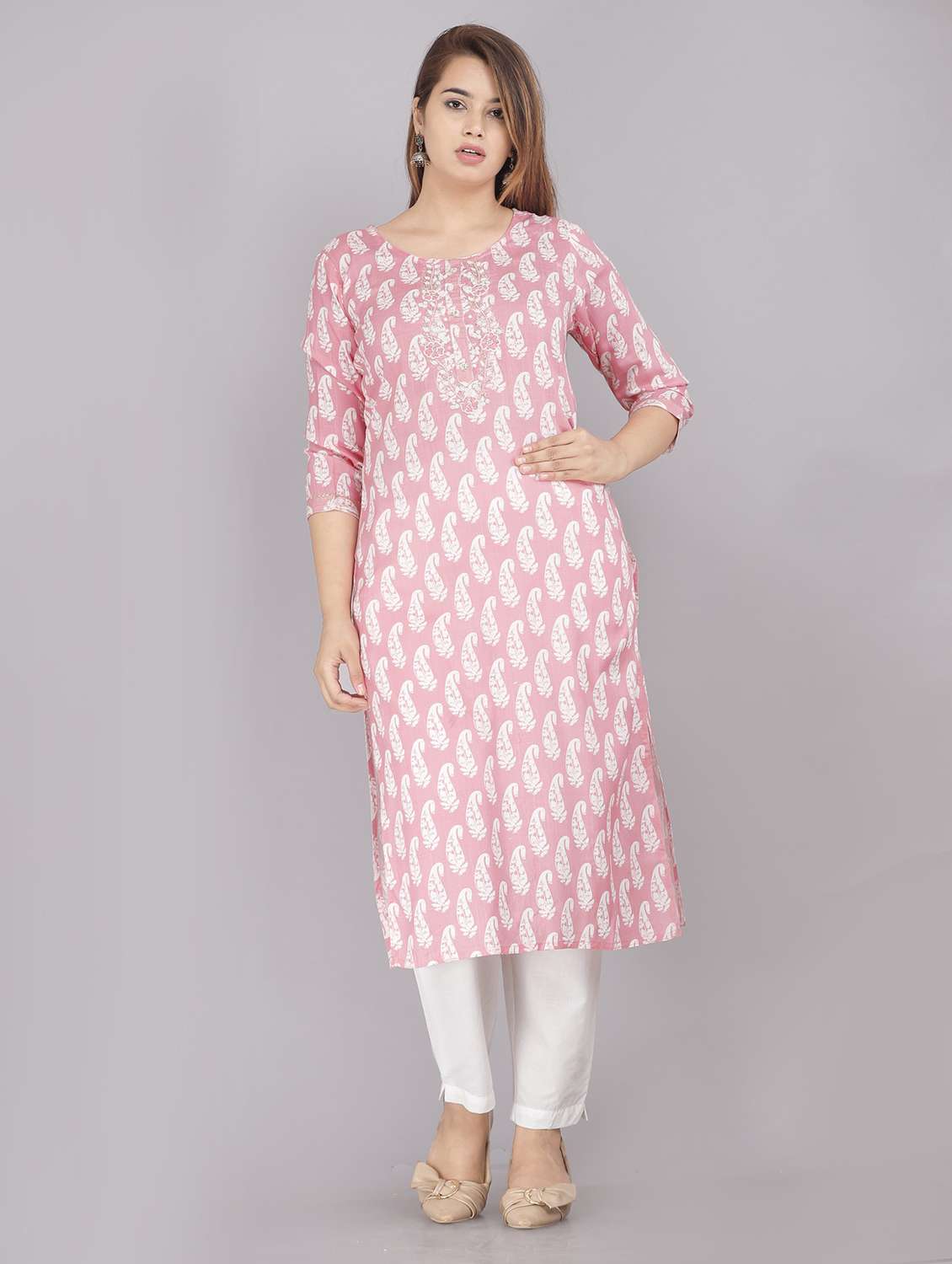 women printed three quarter sleeve straight kurta