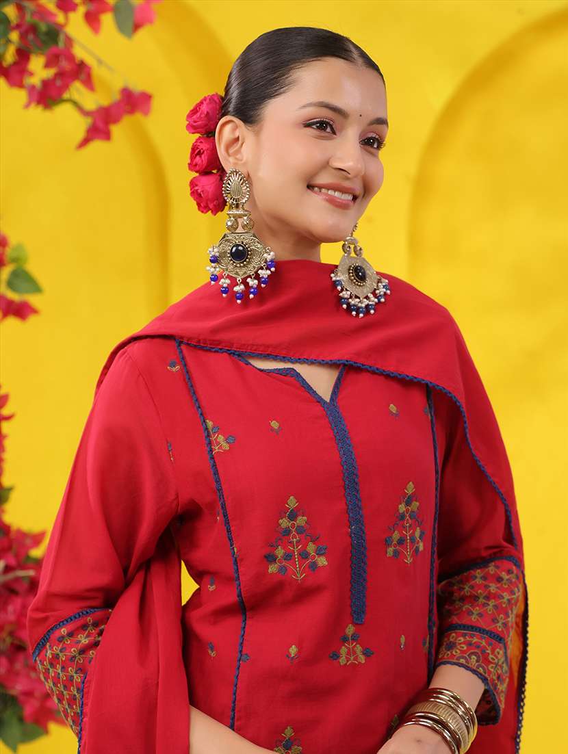 women solid with work three quarter sleeve kurta pant with dupatta set - 22489478 -  Standard Image - 2