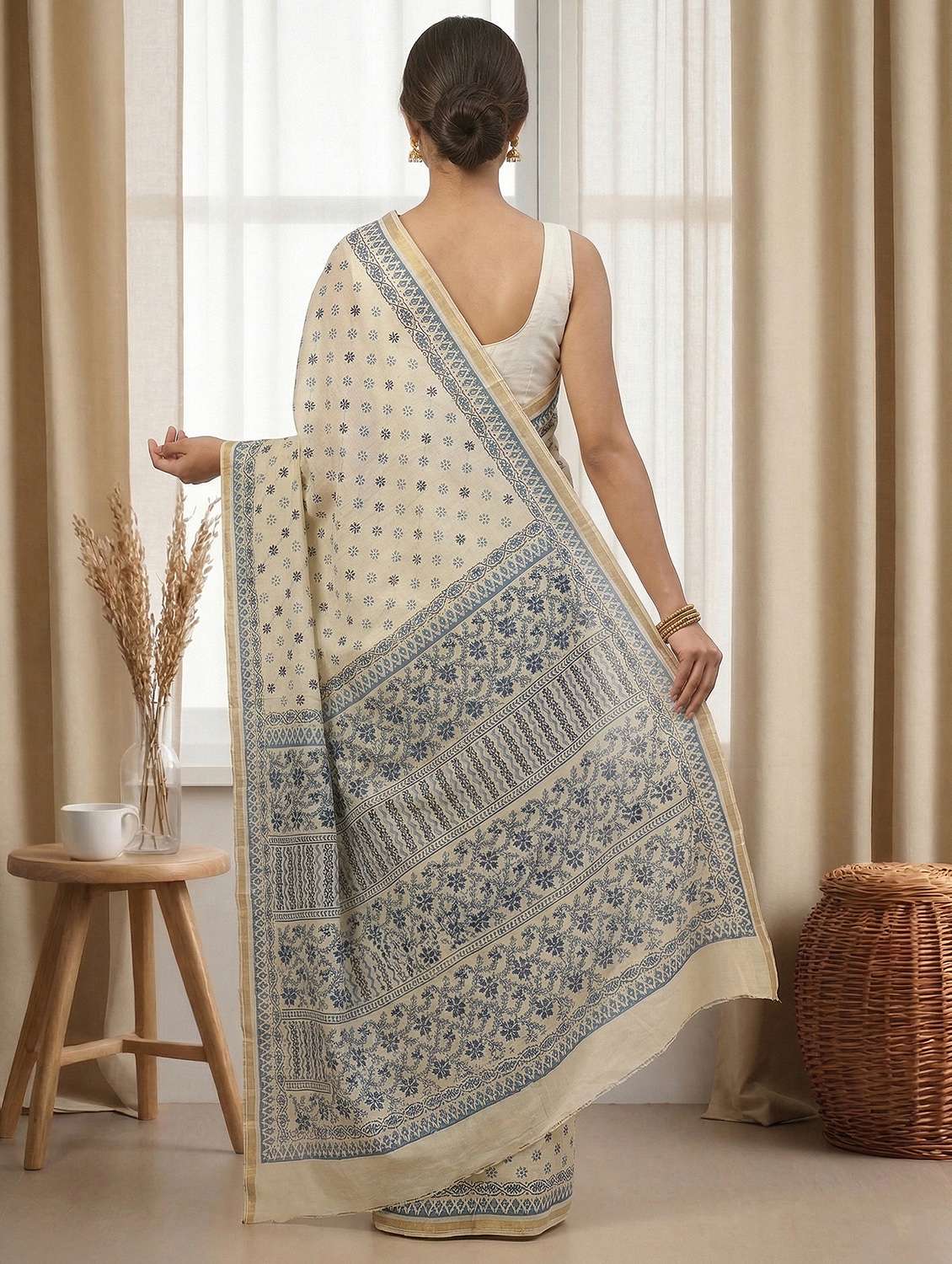 Women Printed Handloom Saree With Blouse - 22489494 -  Standard Image - 2