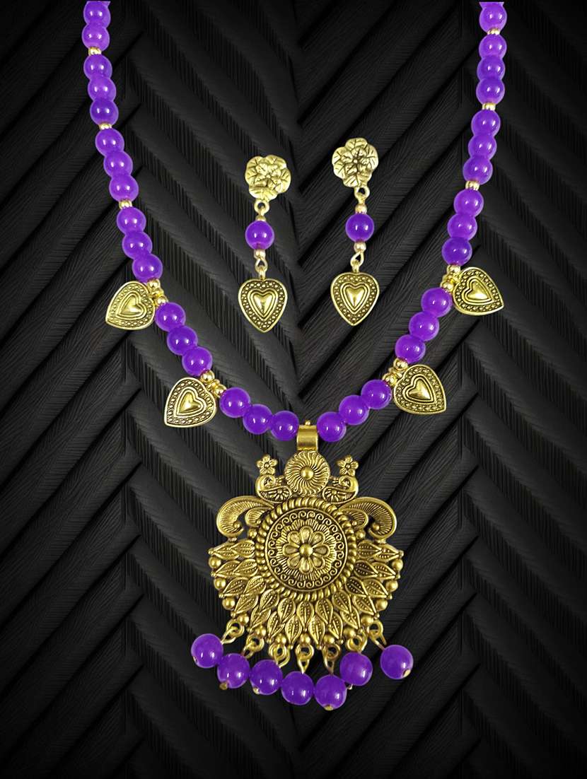 violet oxidized metal necklace earrings set - 22489783 -  Standard Image - 2