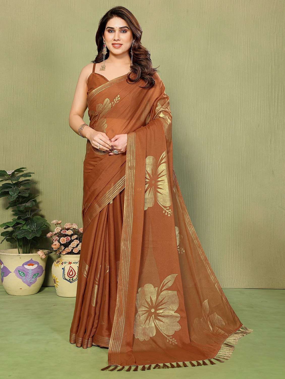 women foil printed saree with blouse