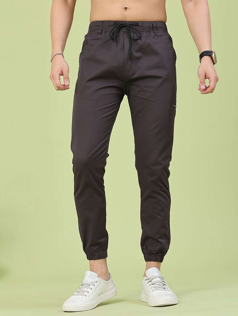 men solid mid rise regular fit jogger
