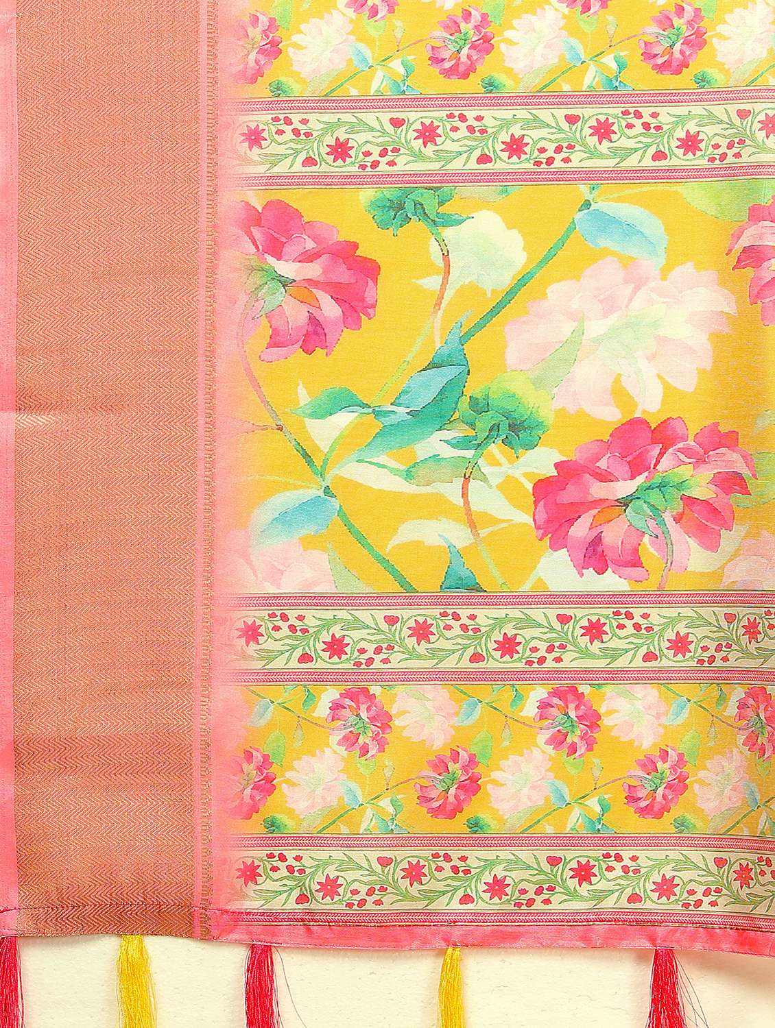 women floral printed saree with blouse - 22491422 -  Standard Image - 2