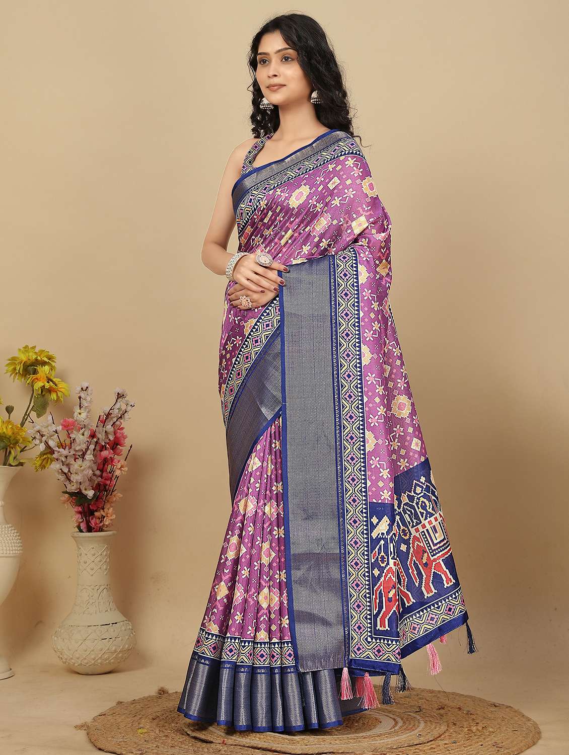 women printed patola saree with blouse - 22491553 -  Standard Image - 2