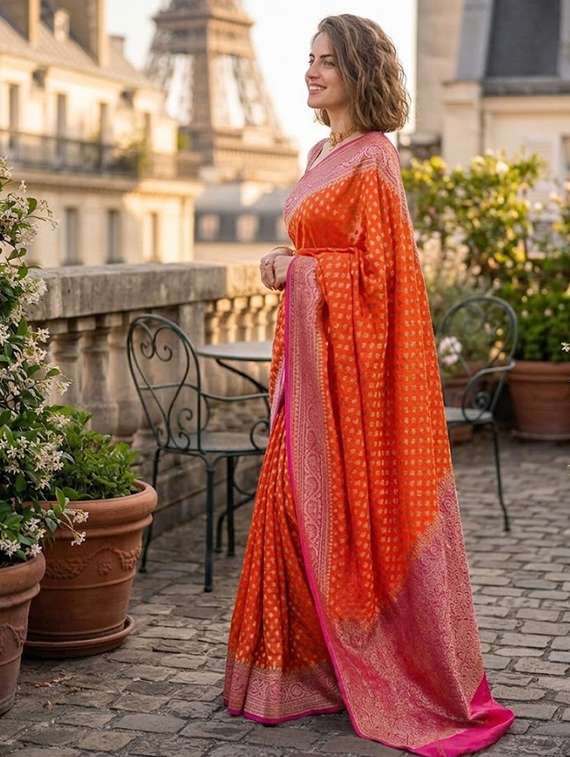 women self design banarasi saree with blouse - 22492799 -  Standard Image - 2