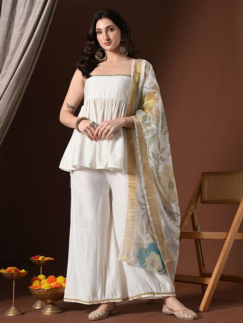 women solid sleeveless kurta palazzo set