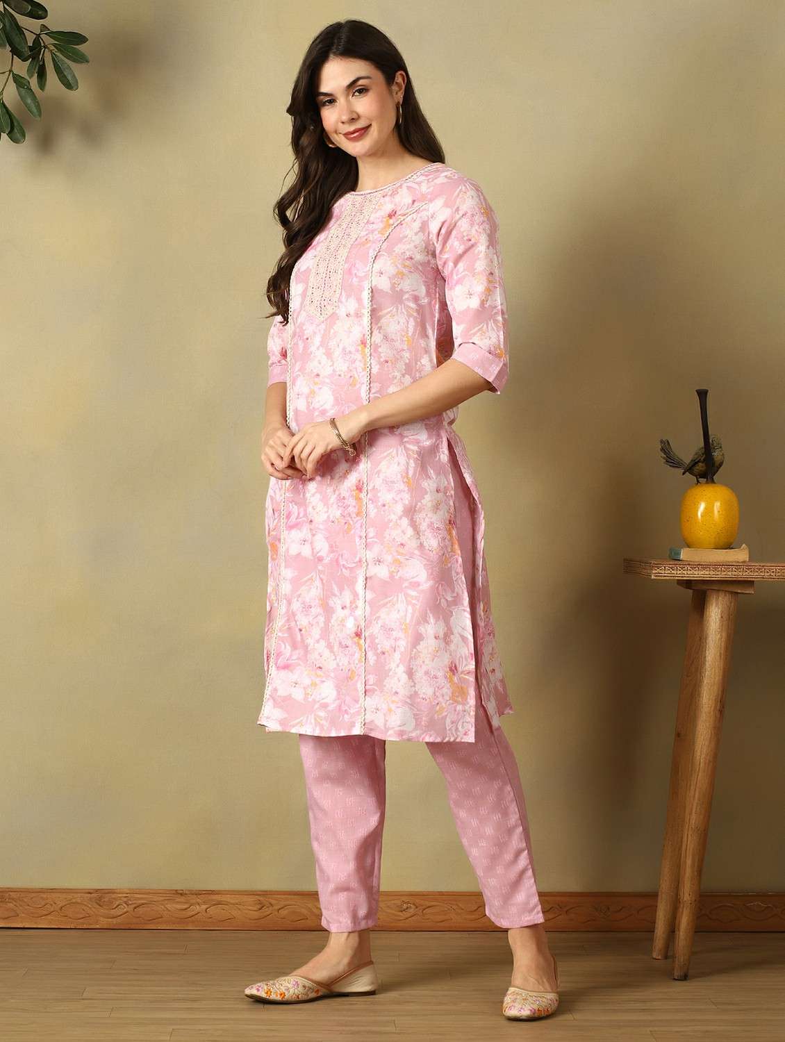 Women Printed Three Quarter Sleeve Kurta Pant With Dupatta Set - 22495498 -  Standard Image - 2
