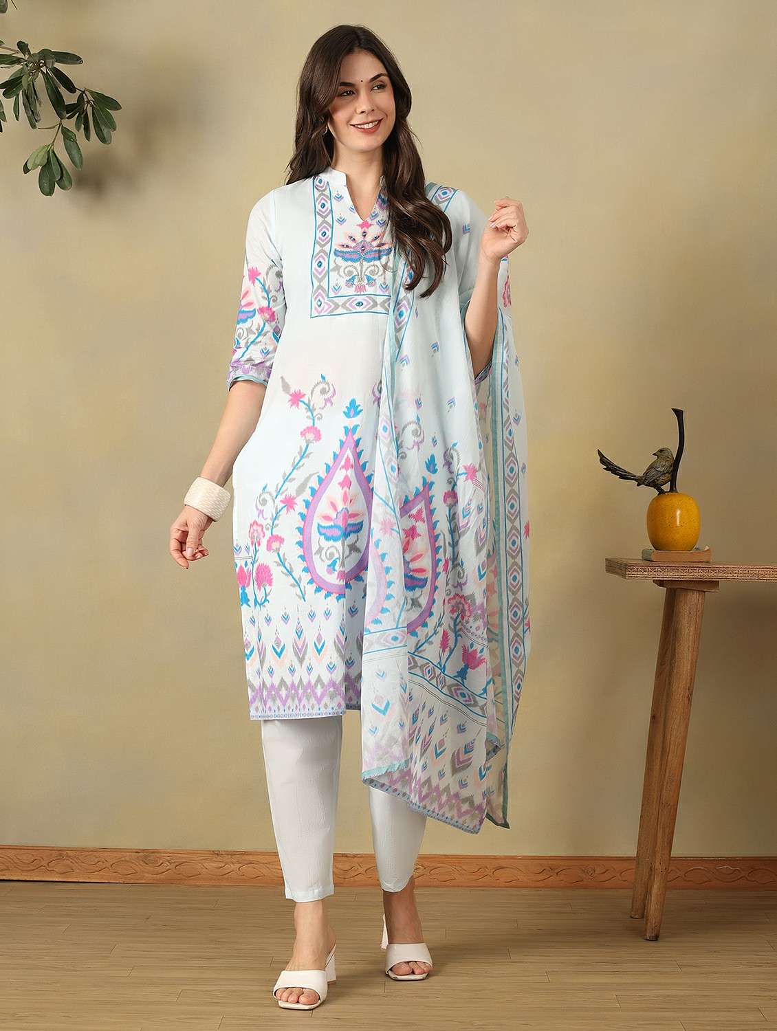 women printed three quarter sleeve kurta pant with dupatta set
