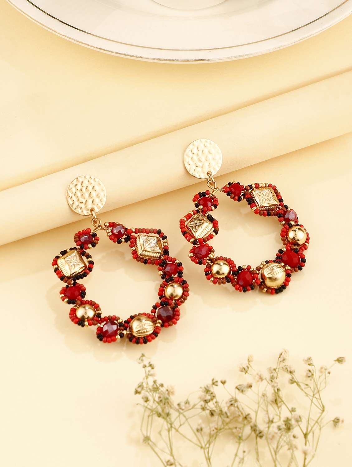 gold-toned metal & beaded hoop earring