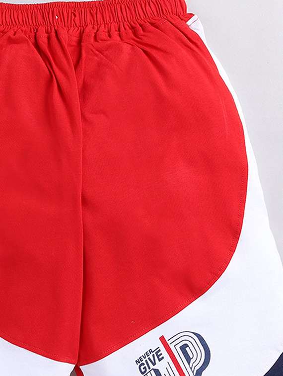 boys colourblock mid rise regular shorts - 22498433 -  Standard Image - 2