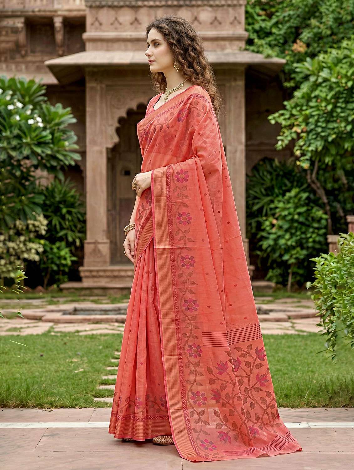 Women Printed Casual Wear Saree With Blouse - 22498628 -  Standard Image - 2