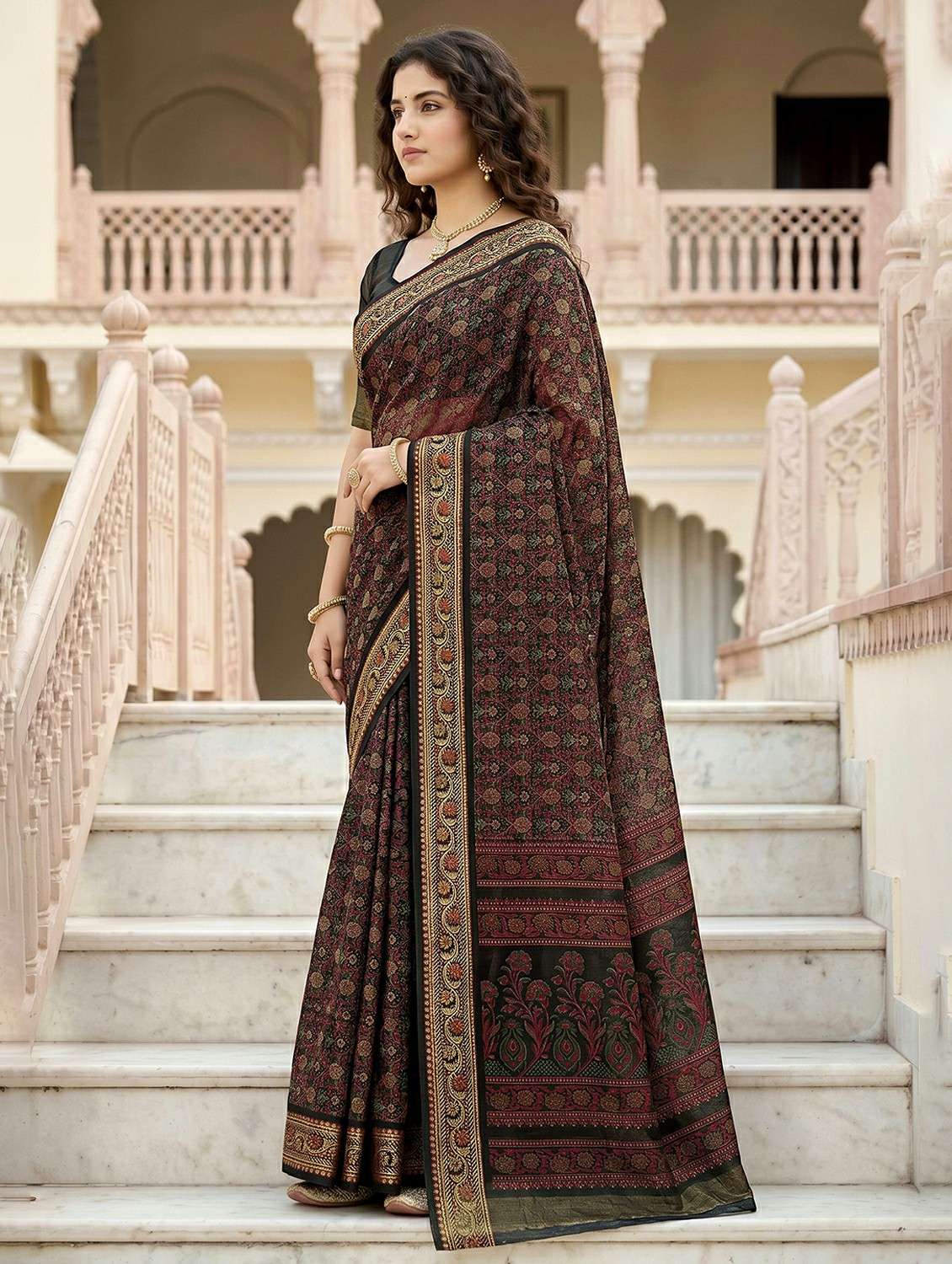 women printed casual wear saree with blouse - 22498630 -  Standard Image - 2