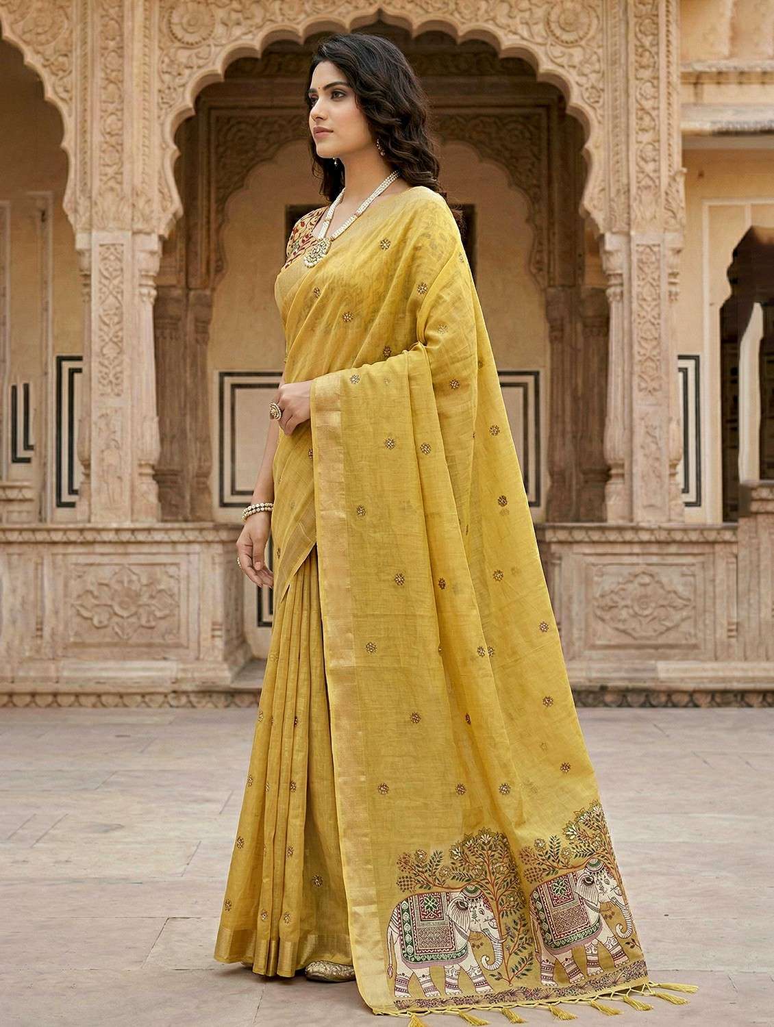 women printed casual wear saree with blouse - 22498650 -  Standard Image - 2