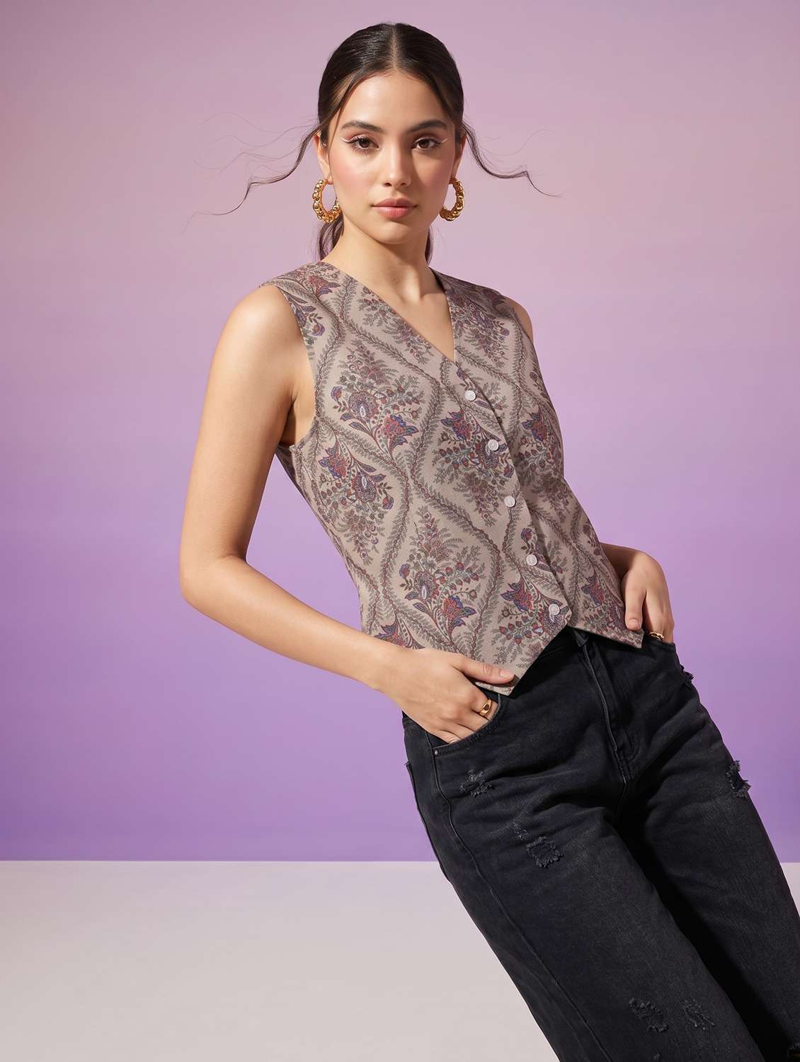 women printed sleeveless regular fit vest top - 22498664 -  Standard Image - 2