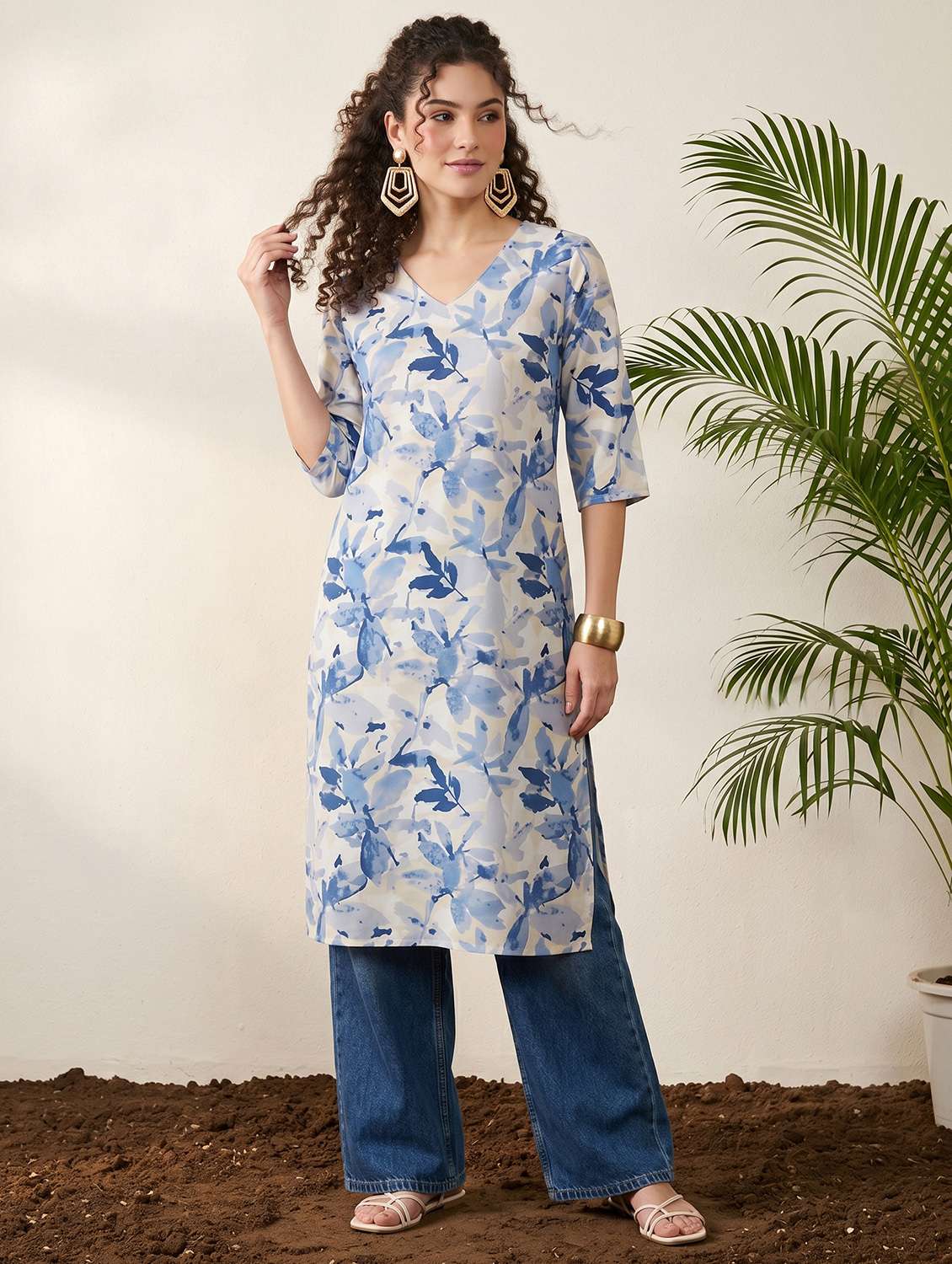 women printed three quarter sleeve straight kurta