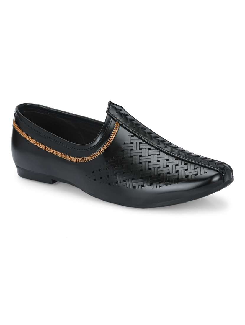 men black slip on mojari - 22498889 -  Standard Image - 2