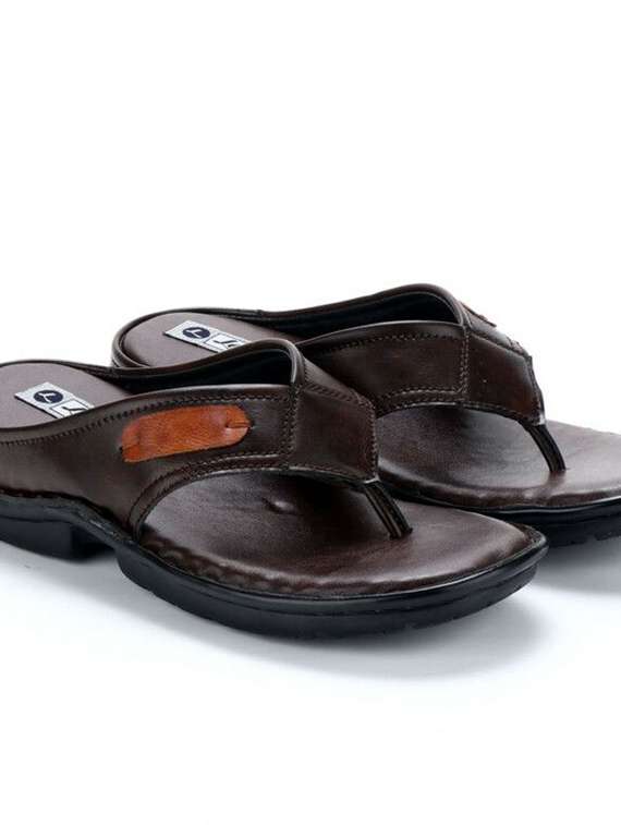 men solid toe separator slipper - 22498898 -  Standard Image - 2