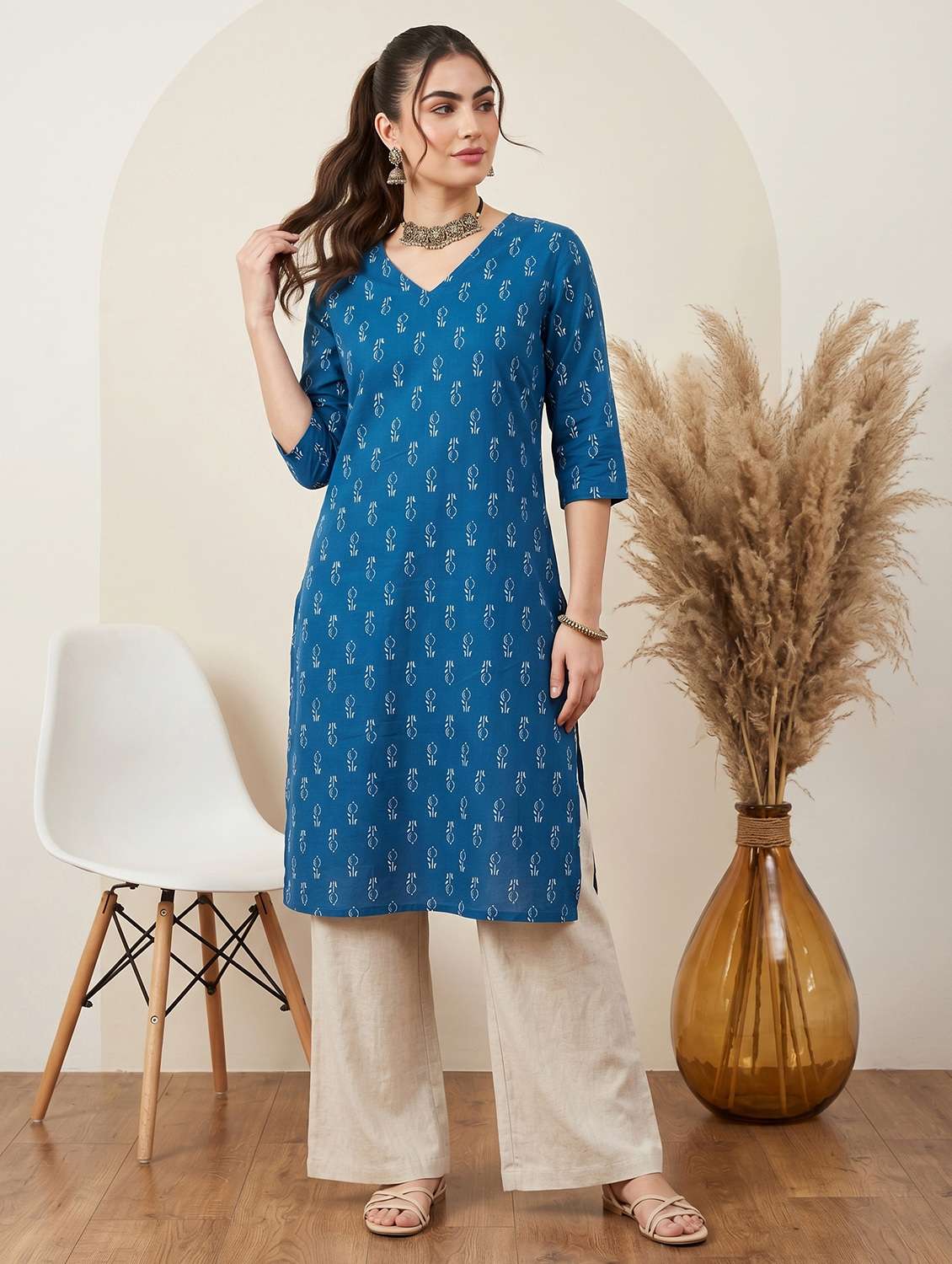 women printed three quarter sleeve straight kurta