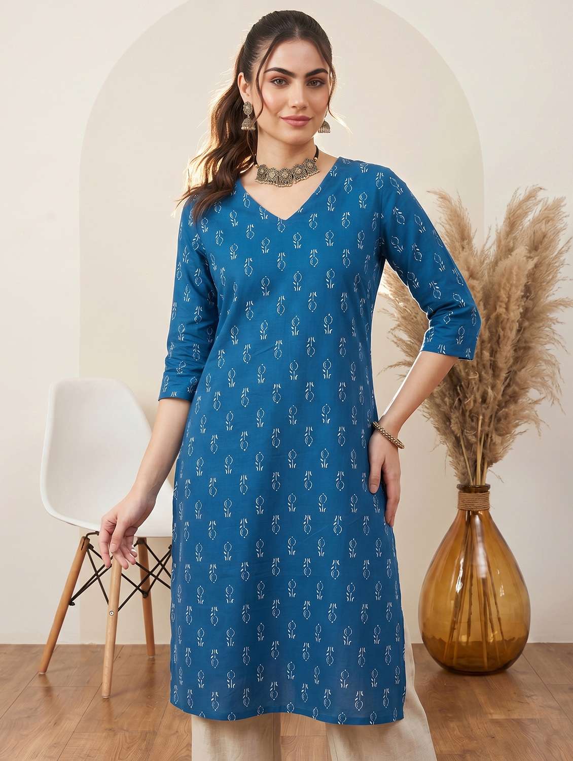 women printed three quarter sleeve straight kurta - 22499092 -  Standard Image - 2