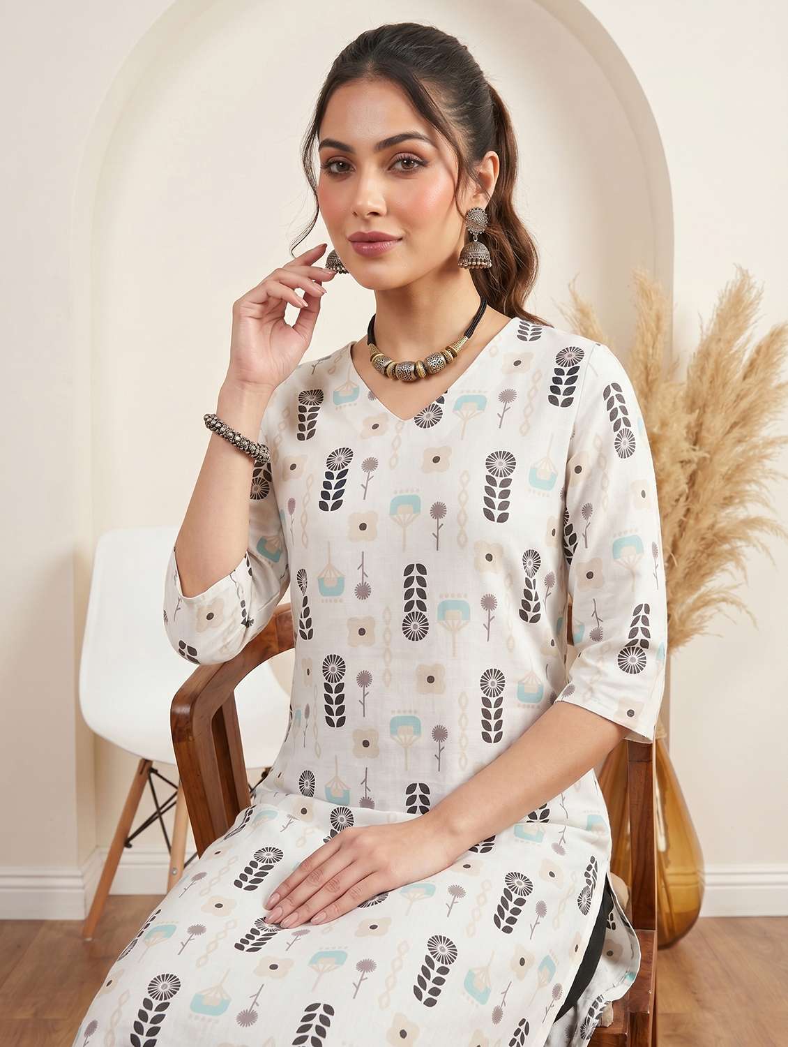 women printed three quarter sleeve straight kurta - 22499098 -  Standard Image - 2