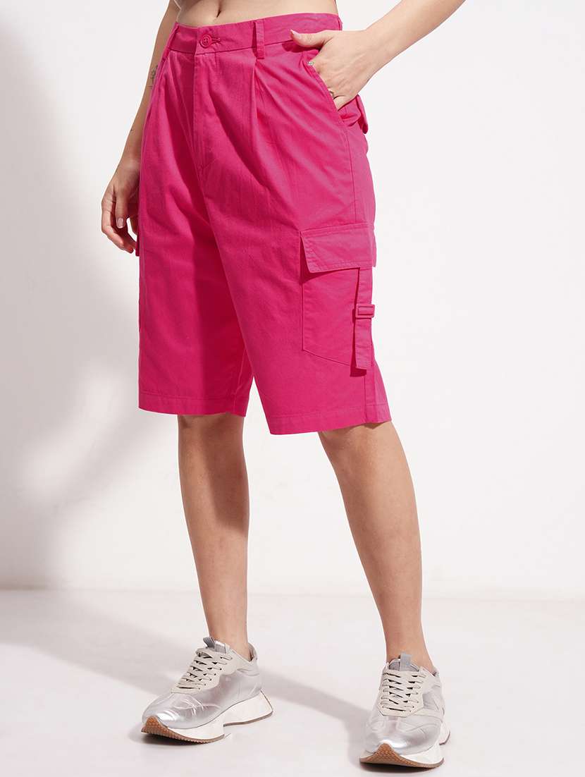 women solid mid rise cargo shorts - 22499243 -  Standard Image - 2