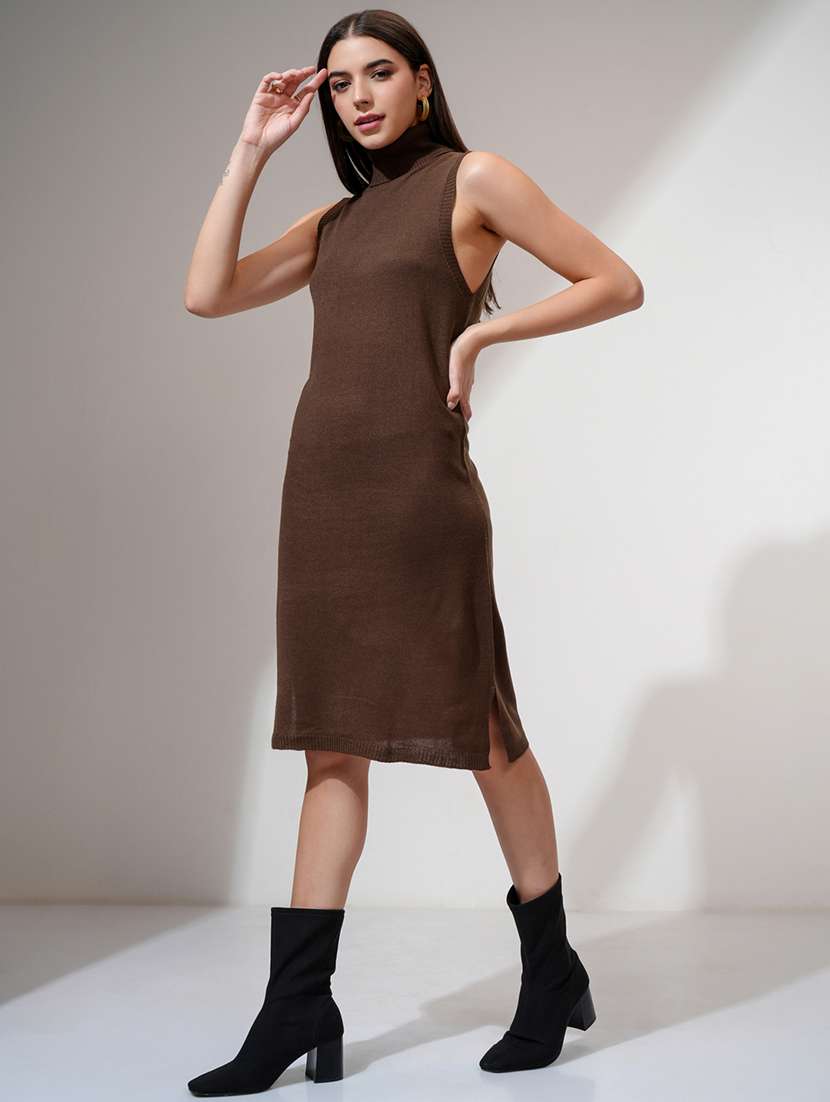 Women Solid Sleeveless Sheath Dress - 22499413 -  Standard Image - 2