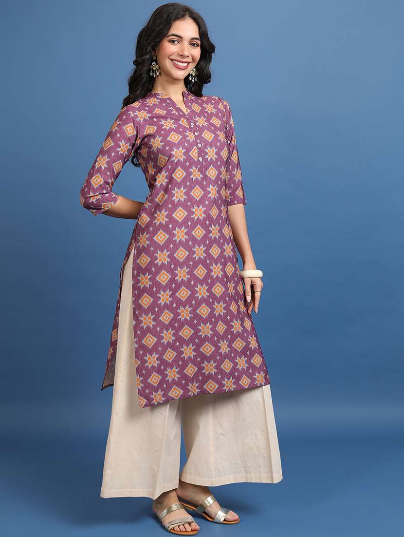 Women Printed Three Quarter Sleeve Straight Kurta - 22499530 -  Standard Image - 2