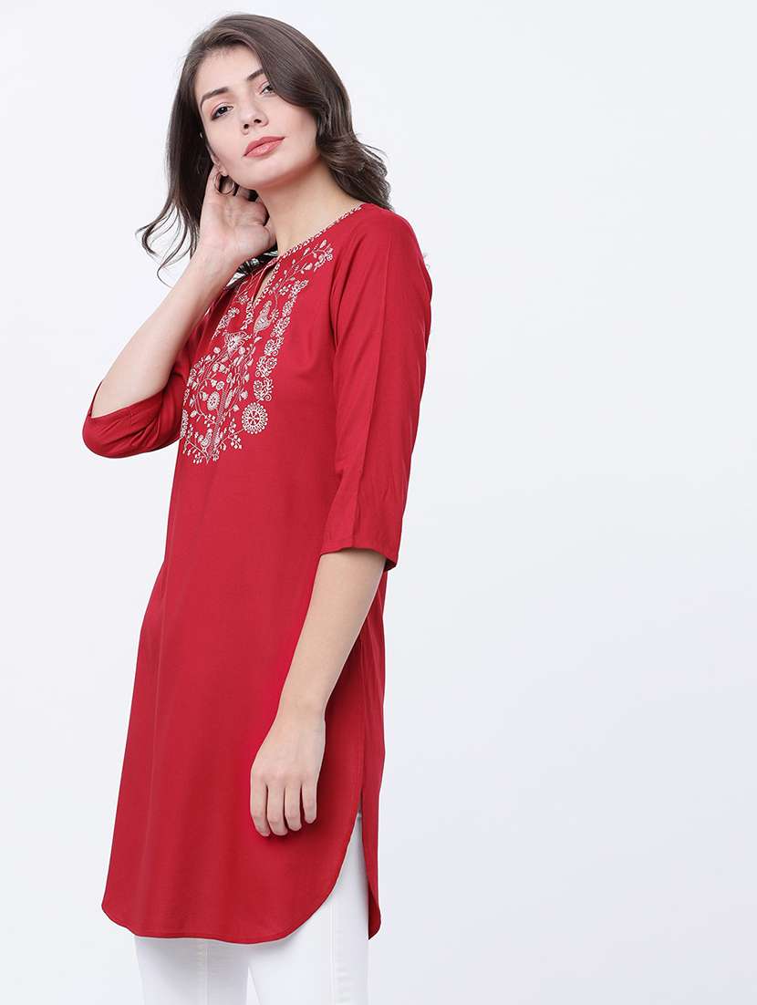 women printed keyhole neck straight kurti - 22499565 -  Standard Image - 2