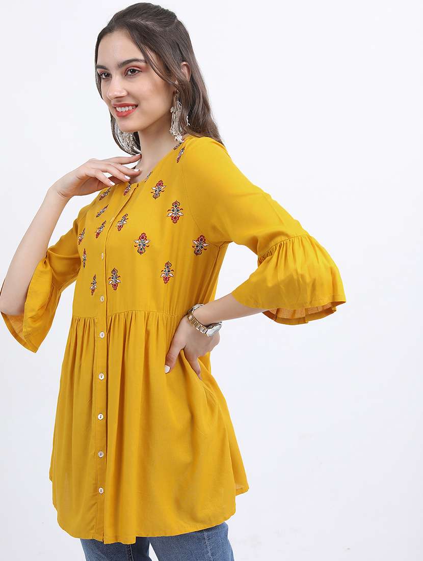 women printed round neck flared top - 22499567 -  Standard Image - 2
