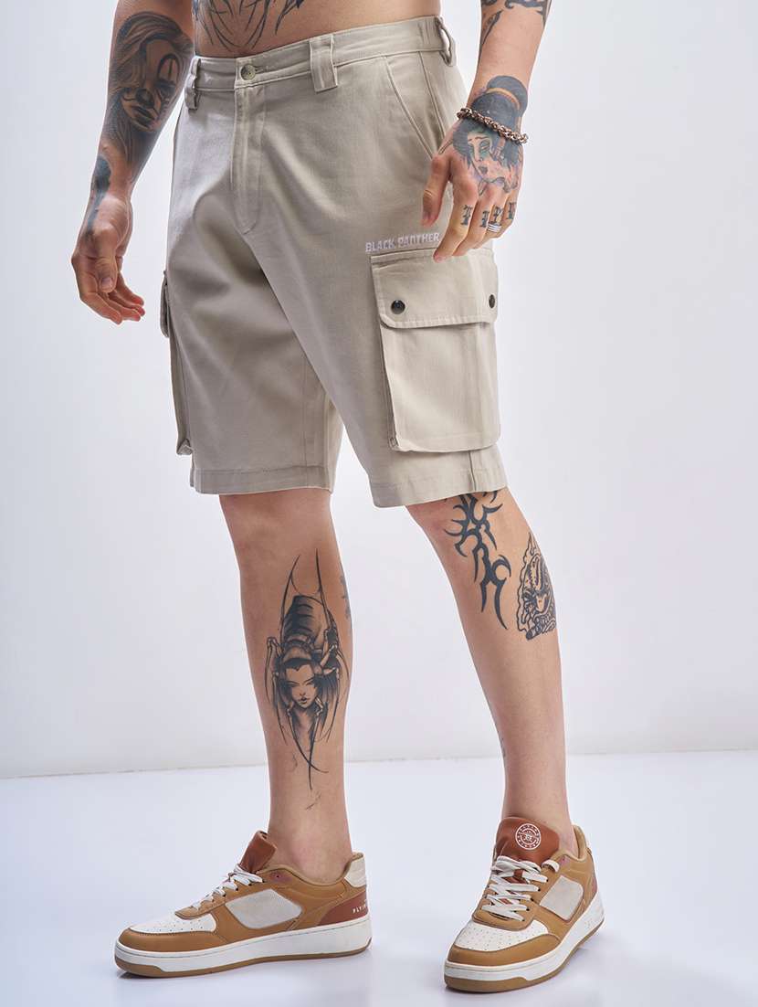 men solid mid rise relaxed fit cargo shorts - 22499609 -  Standard Image - 2