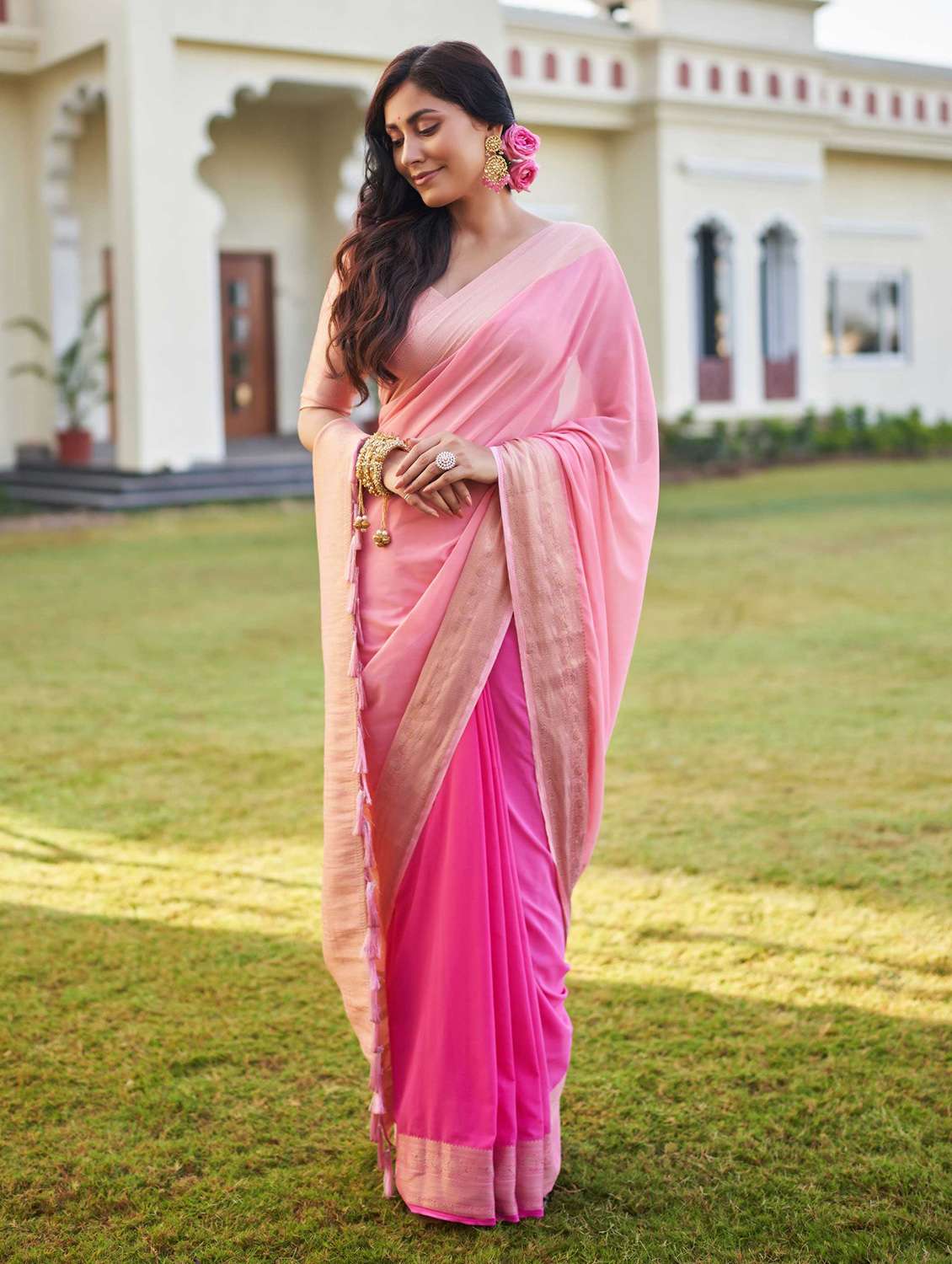 women ombre bordered saree with blouse - 22499803 -  Standard Image - 2