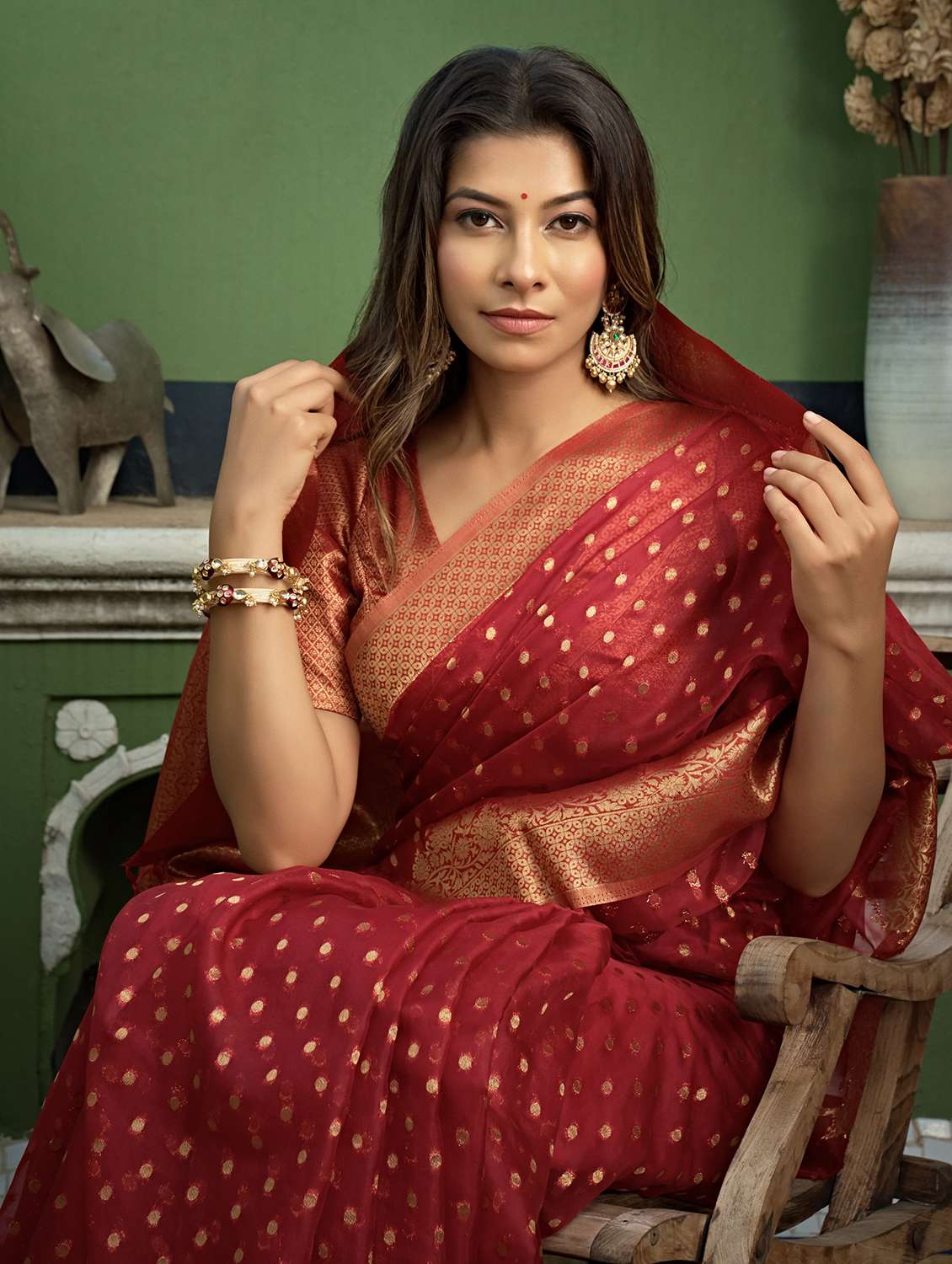Women Self Design Banarasi Saree With Blouse - 22499828 -  Standard Image - 2