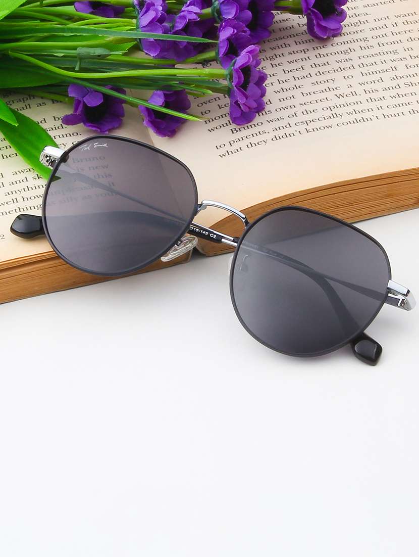 ted smith unisex black premium italian acetate sunglasses with polarized lenses.