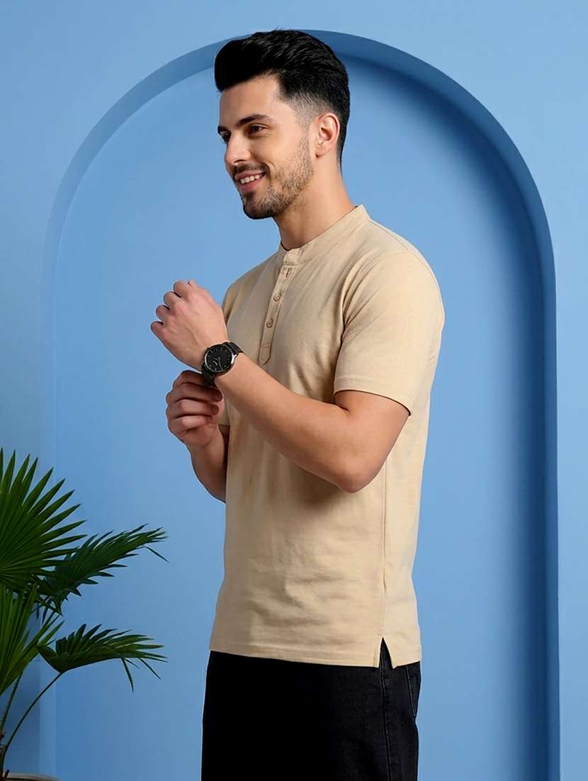 Men Solid Short Sleeve Regular Fit T-shirt - 22500031 -  Standard Image - 2
