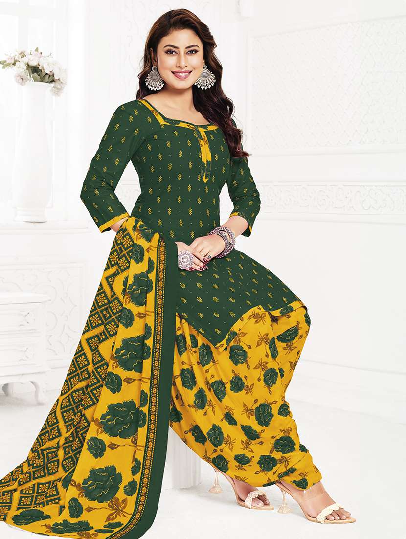 women printed three quarter sleeve kurta patiala with dupatta set - 22500098 -  Standard Image - 2
