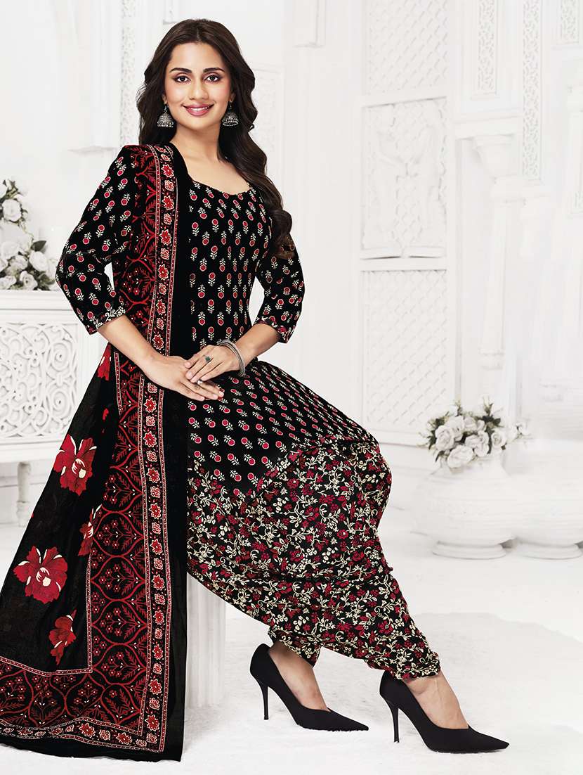 women printed three quarter sleeve kurta patiala with dupatta set - 22500155 -  Standard Image - 2