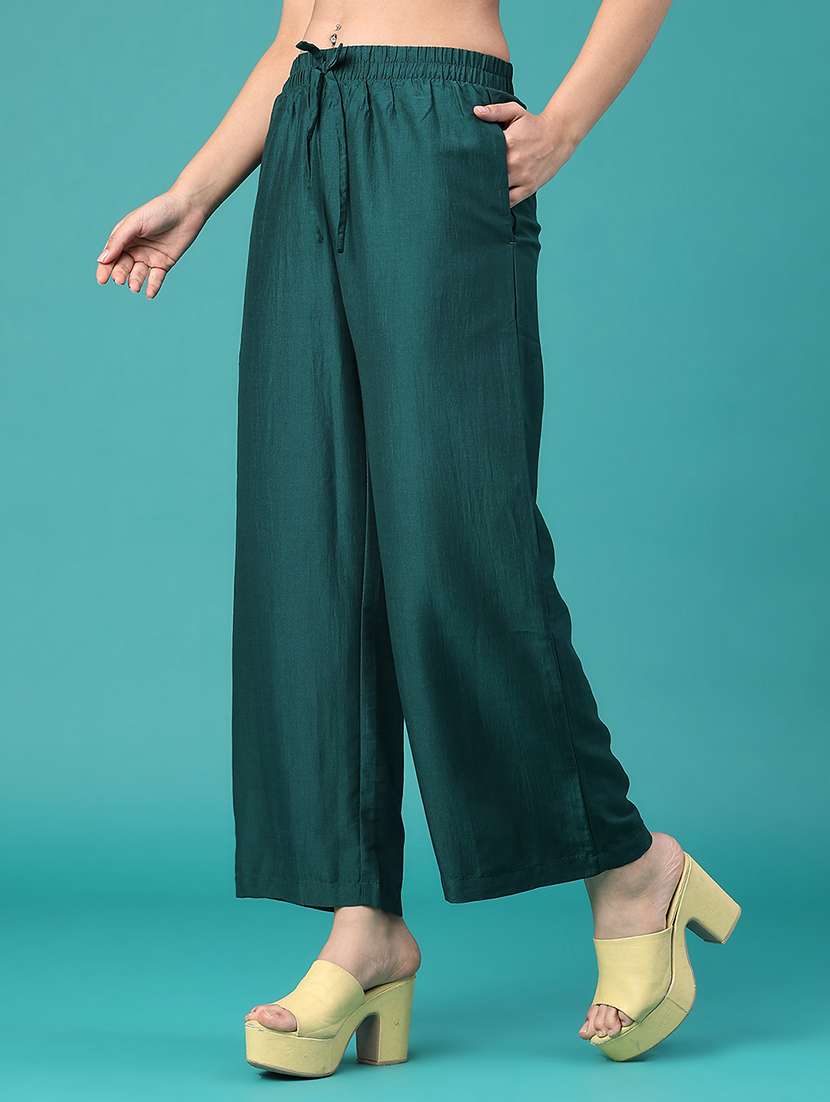 Women Solid Mid Rise Relaxed Fit Trouser - 22500485 -  Standard Image - 2