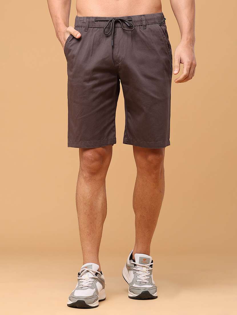 Men Solid Mid Rise Regular Fit Shorts - 22501089 -  Standard Image - 2