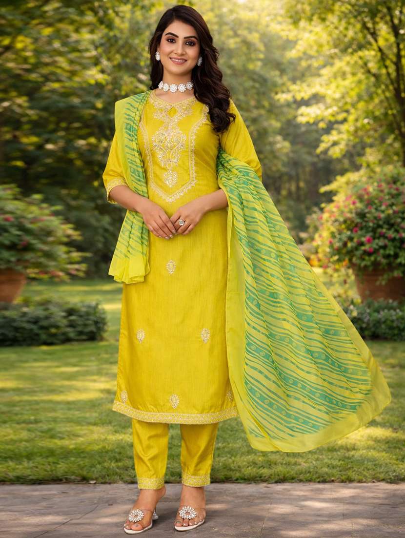 women solid with work three quarter sleeve kurta pant with dupatta set