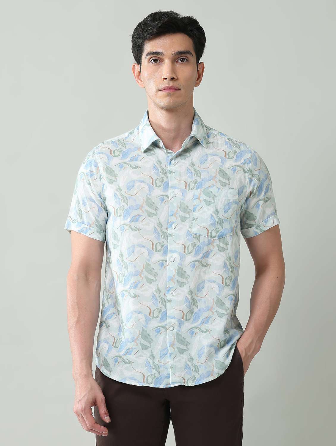 men printed short sleeve slim fit casual shirt - 22501930 -  Standard Image - 2