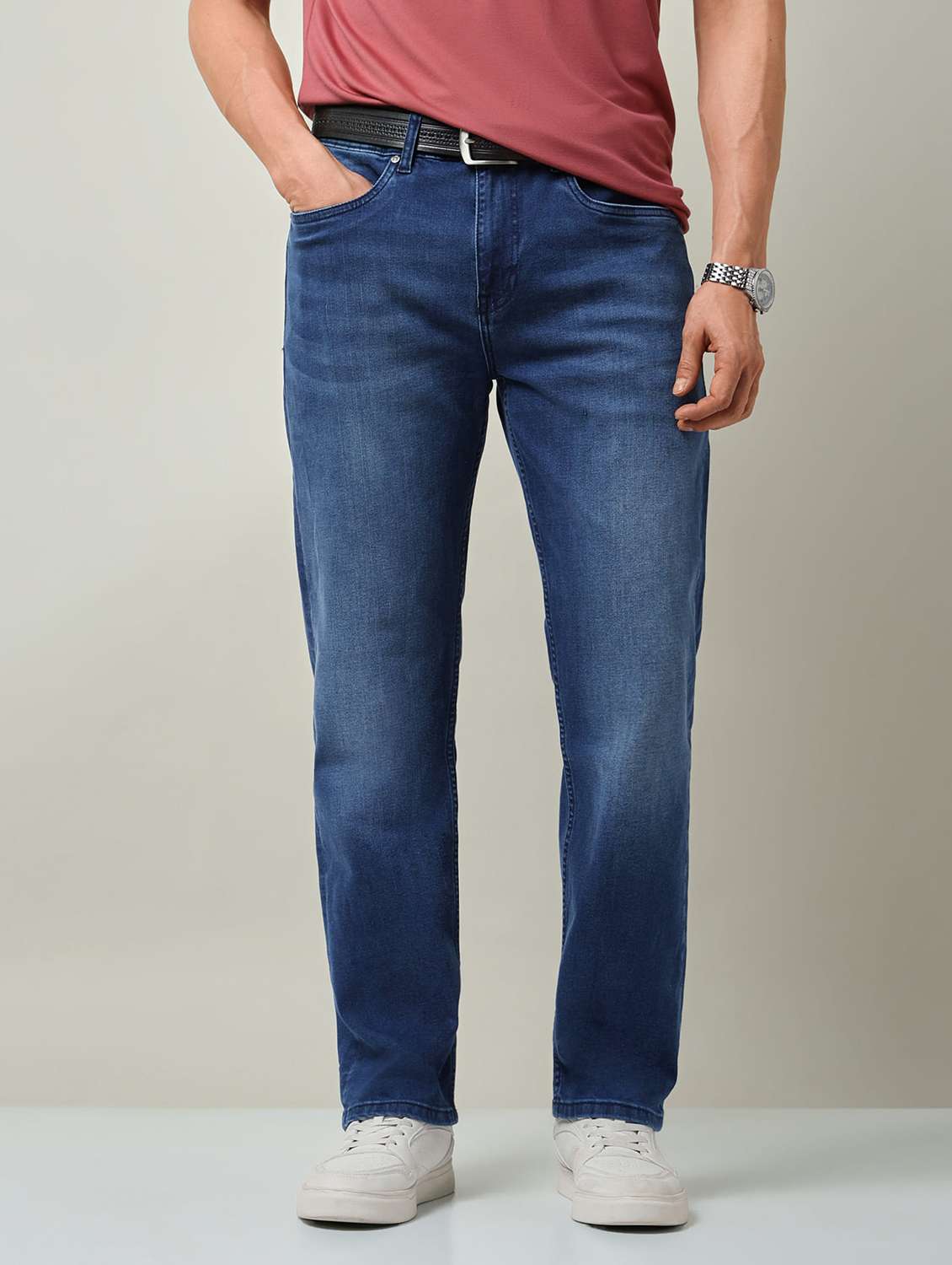 men washed mid rise full length tapered jeans