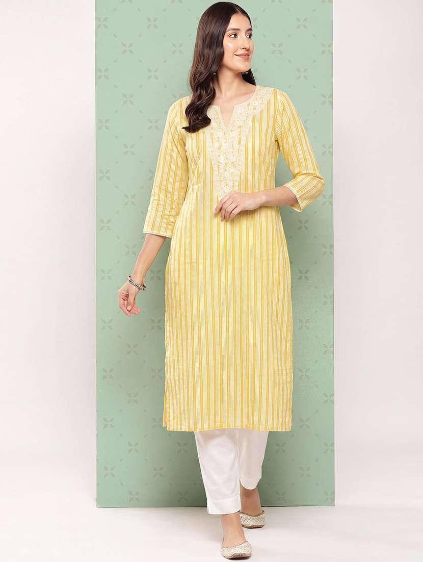 women printed notch neck straight kurta