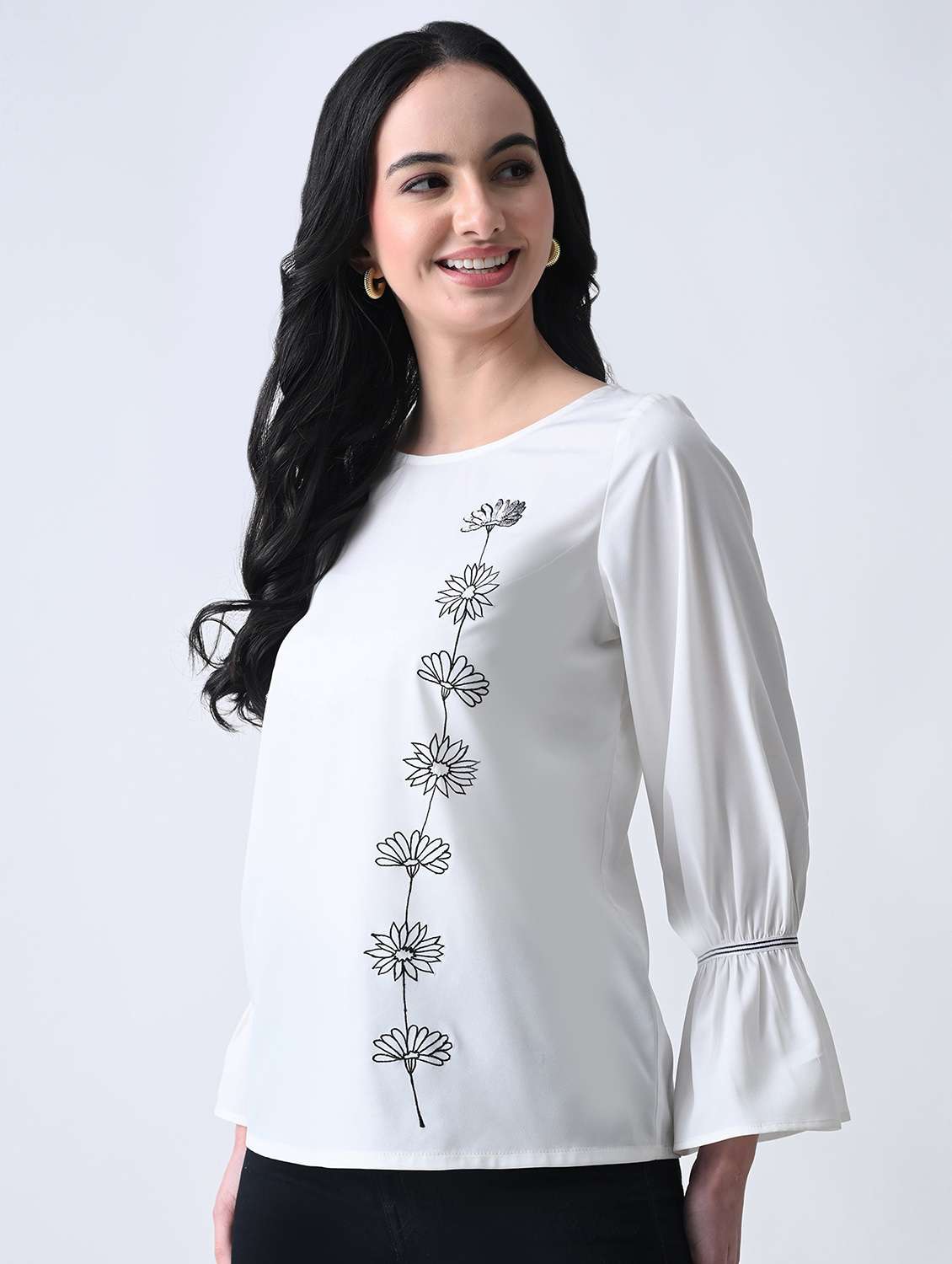 women embroidered round neck top - 22502013 -  Standard Image - 2
