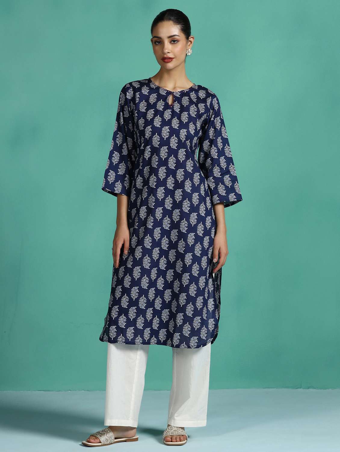 women printed three quarter sleeve straight kurta - 22502059 -  Standard Image - 2